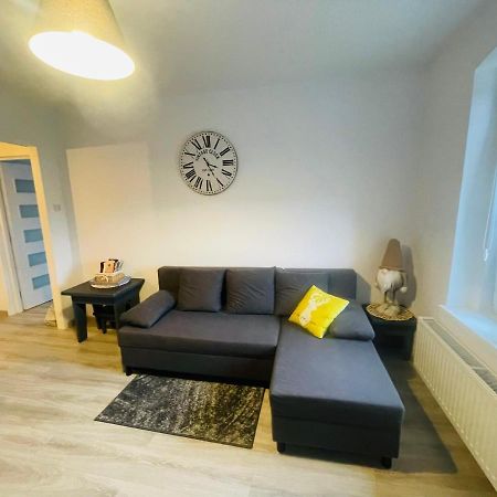 Apartament Oliwia Jelenia Góra Exterior foto
